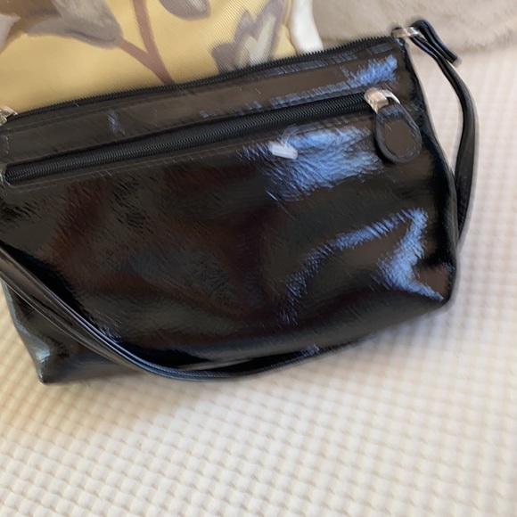 Nicole by Nicole Miller wristlet clutch - Picture 2 of 6